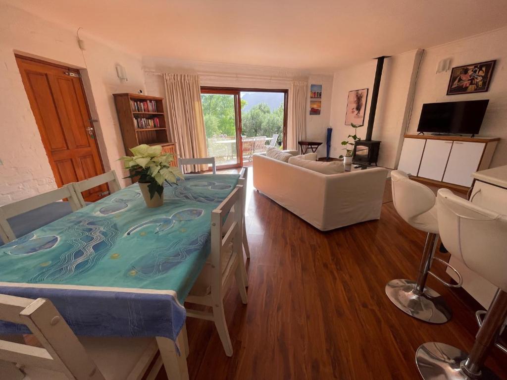 Port Nature Hout Bay Deluxe Apartments