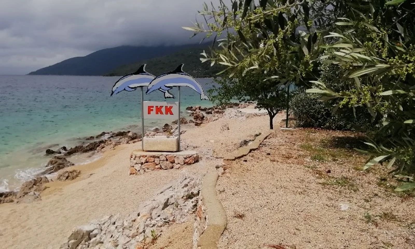 Kovacine FKK Beach