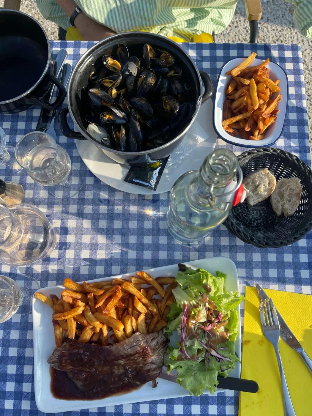 The food here is sensational