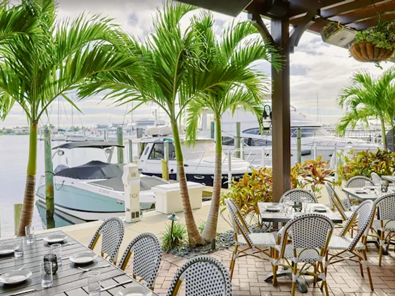 The Dock at Crayton Cove