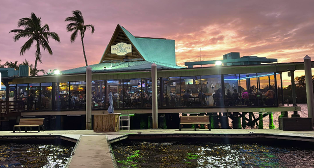 The Boathouse On Naples Bay