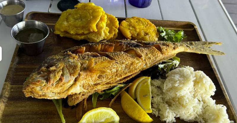 Snappers Oceanfront Restaurant & Bar