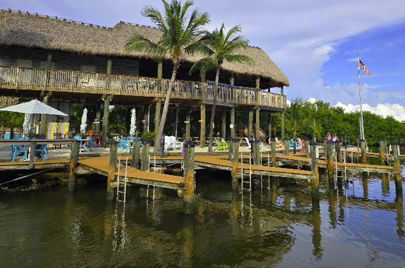 Snappers Oceanfront Restaurant & Bar