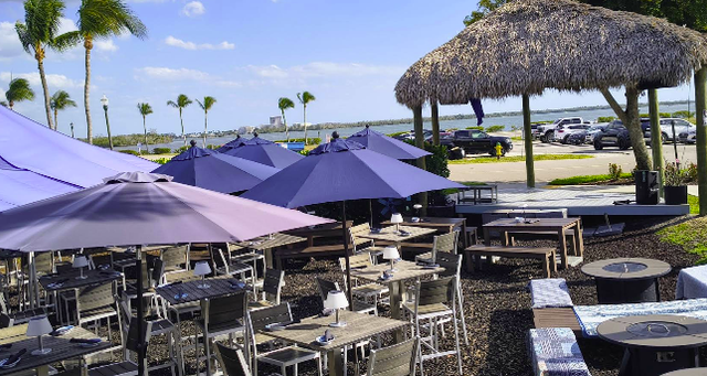 High Tide Social House