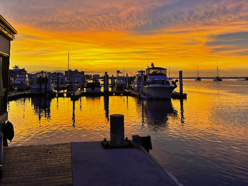 Snug Harbor Waterfront Restaurant