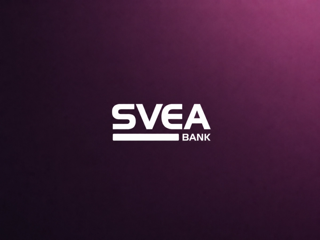 Svea Banks logotyp mot mörk bakgrund