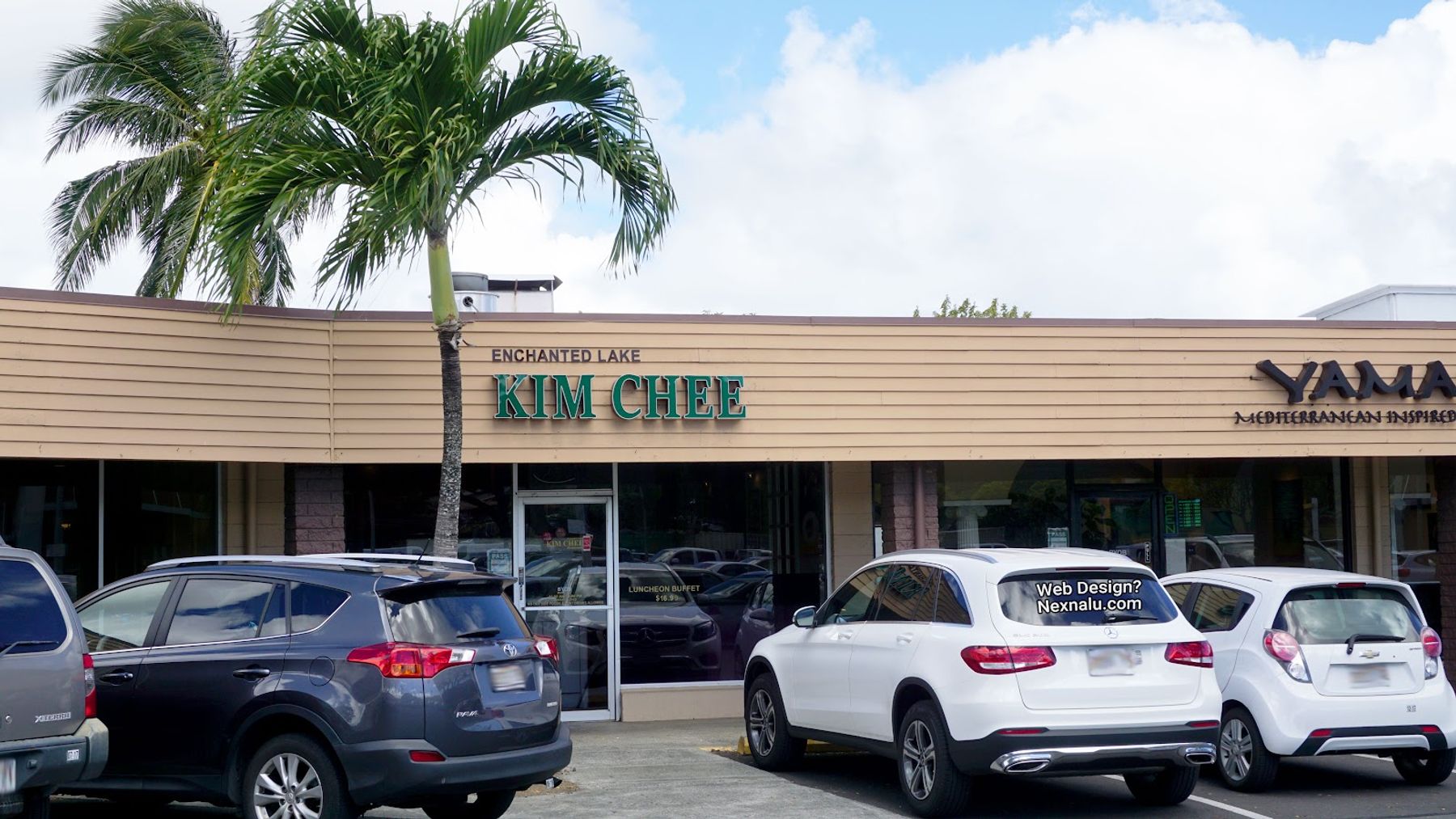 Photo 1 of Enchanted Lake Kim Chee Restaurant in Kailua & Lanikai, Oahu