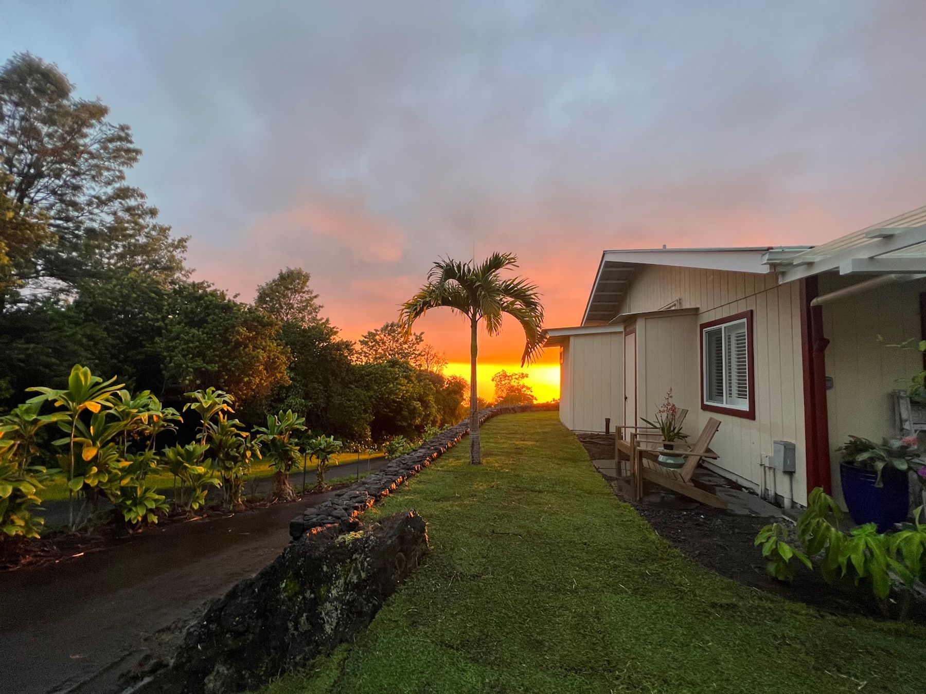 Photo 1 of Mango Sunset BnB Inn at Lyman Kona Coffee Farms in Hōlualoa, Big-island