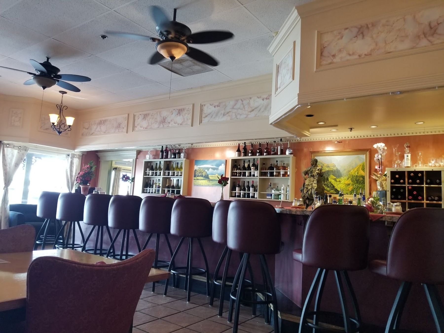 Photo 4 of Dom De Luca's Restaurant in Waimea, Big Island