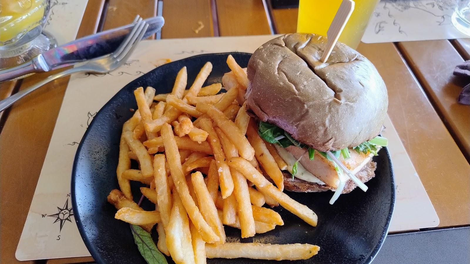 Lava’s on Poipu Beach restaurant in Poʻipū, Kaua‘i photo 5