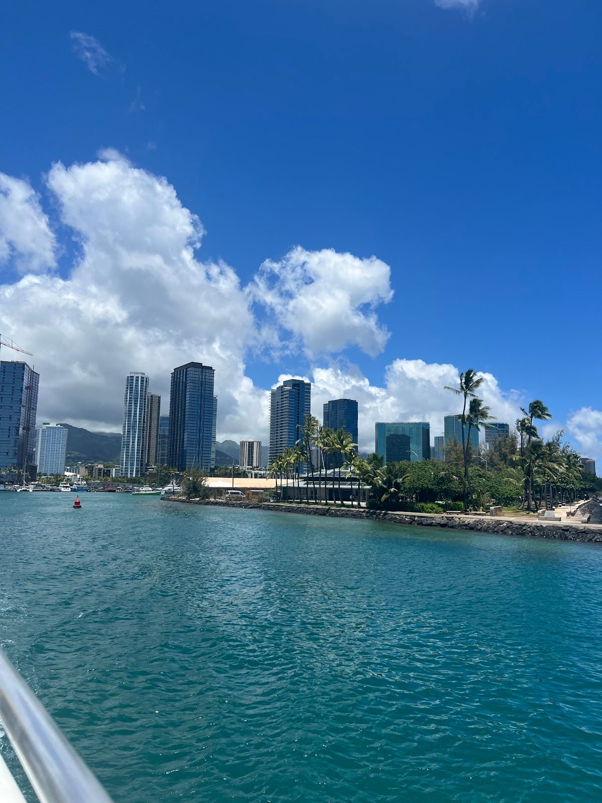 Photo 1 of E Sea Diver in Ala Moana & Mōʻiliʻili, Oahu