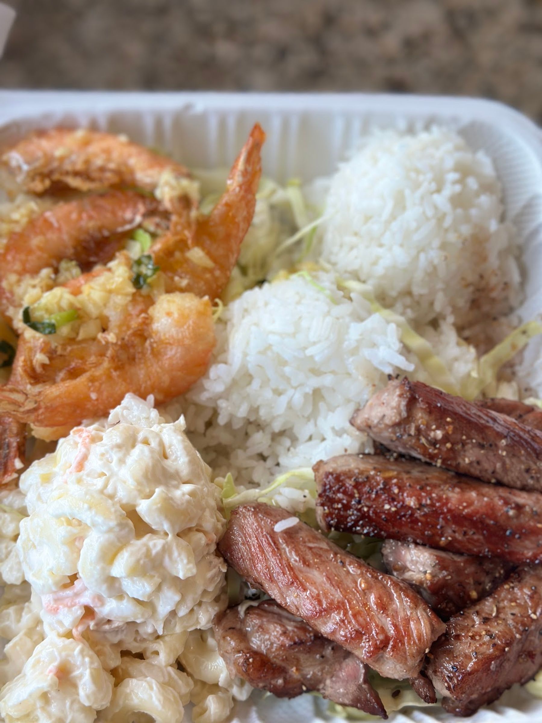 Photo 9 of L&L Hawai‘ian Barbecue in Kailua-Kona, Big Island