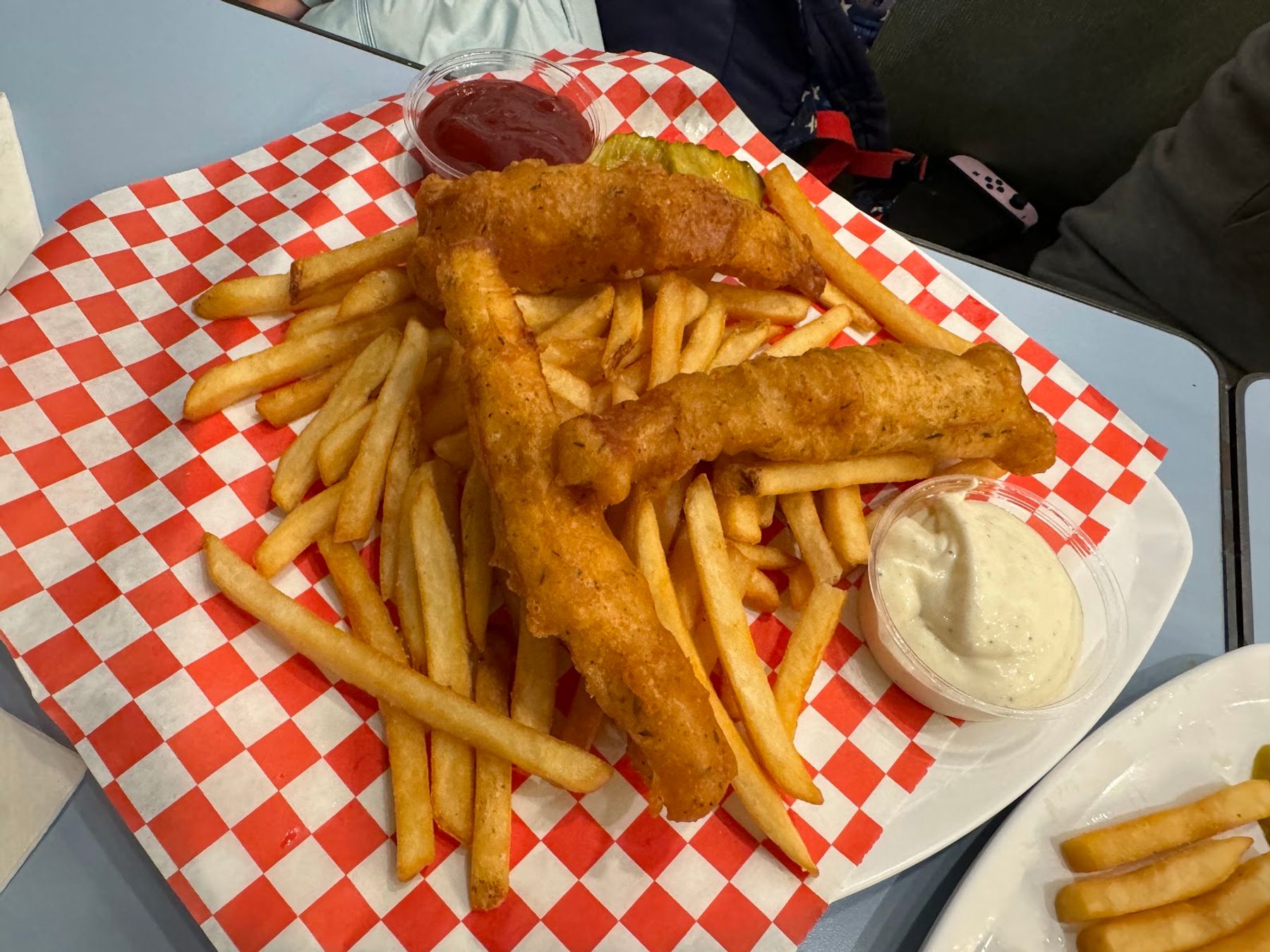 Photo 6 of Stinger Rays Tropical Bar and Grill in Pearl Harbor & ʻAiea, Oahu