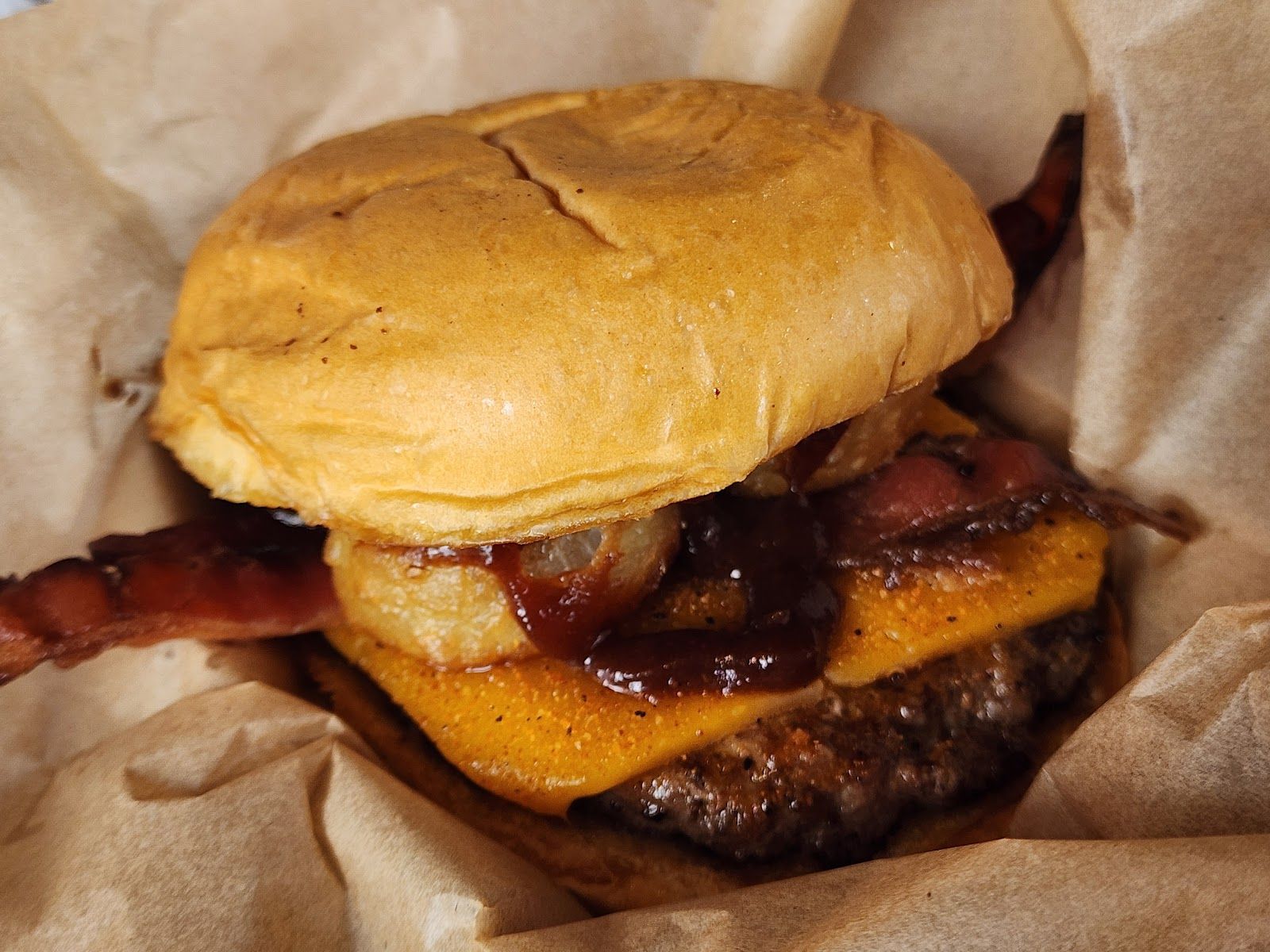 Photo 8 of Teddy's Bigger Burgers - Hawaii Kai in Hawaiʻi Kai & East Honolulu, Oahu