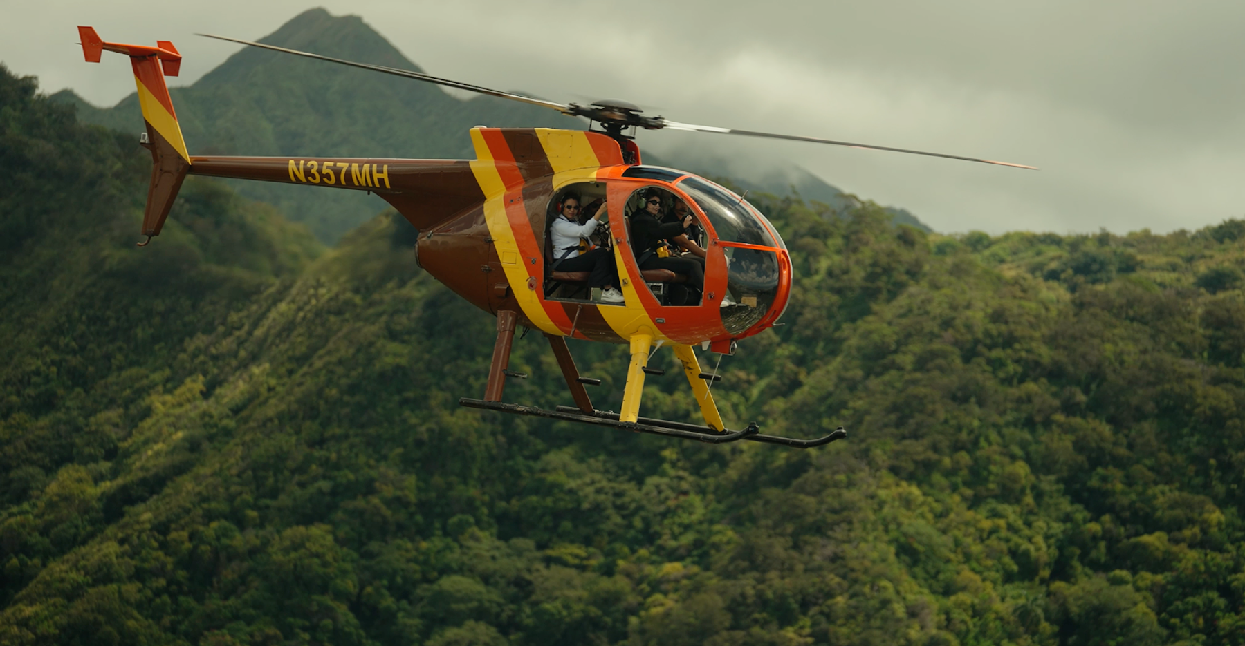 Photo 1 of Magnum Helicopters in Pearl Harbor & ʻAiea, Oahu