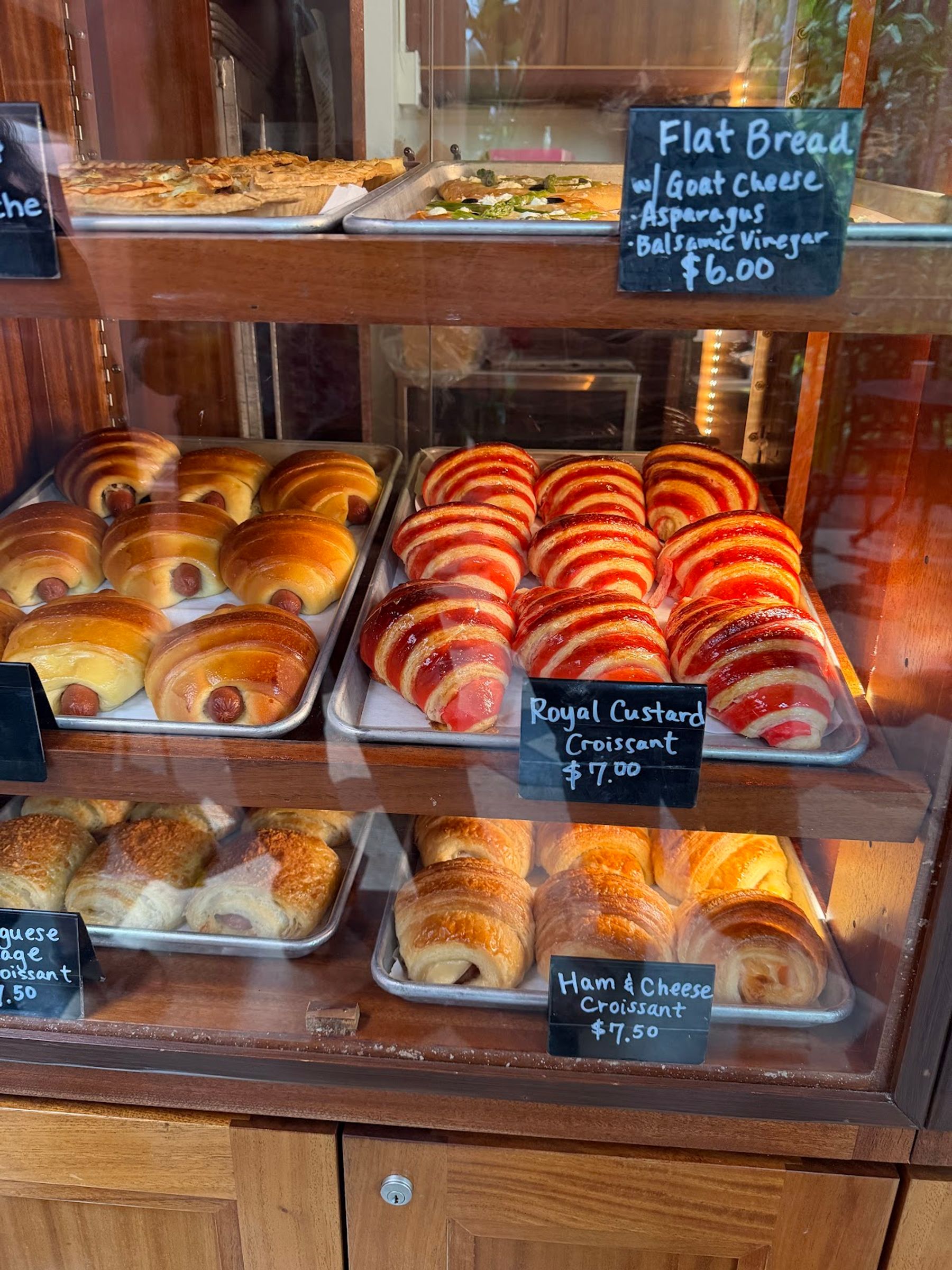 Photo 5 of Royal Hawaiian Bakery in Waikīkī, Oahu