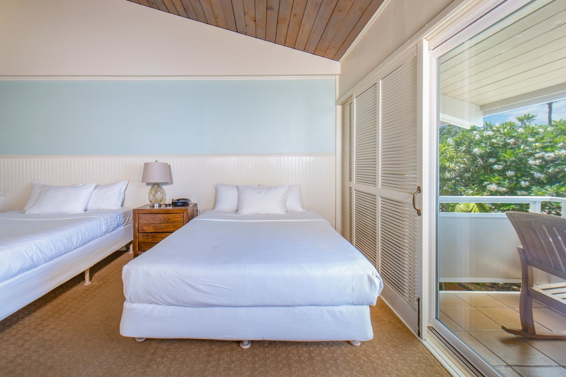Photo 2 of Kaanapali Ocean Inn in Kāʻanapali, Maui