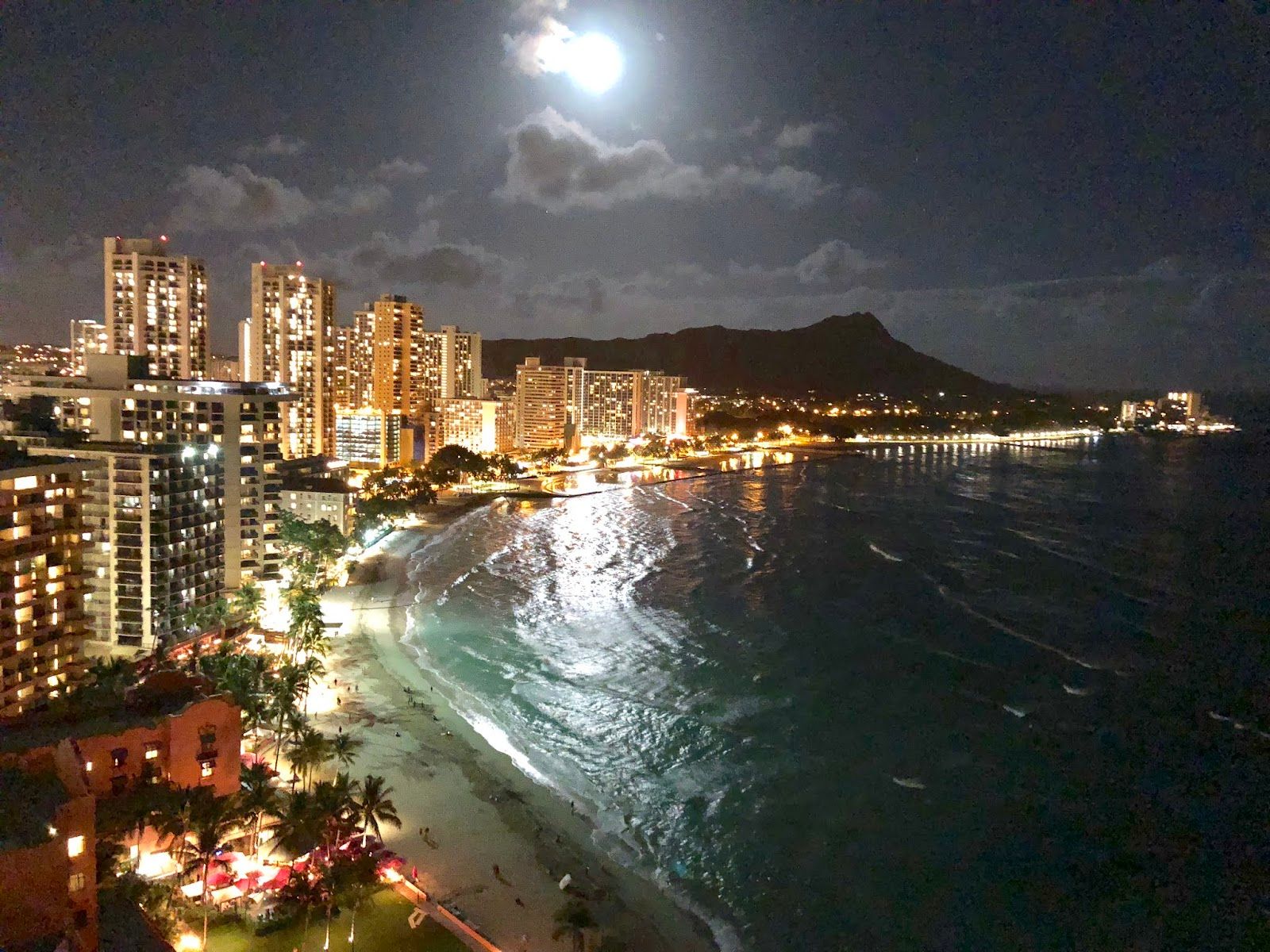 Photo 8 of Sheraton Waikiki Beach Resort in Waikīkī, Oahu