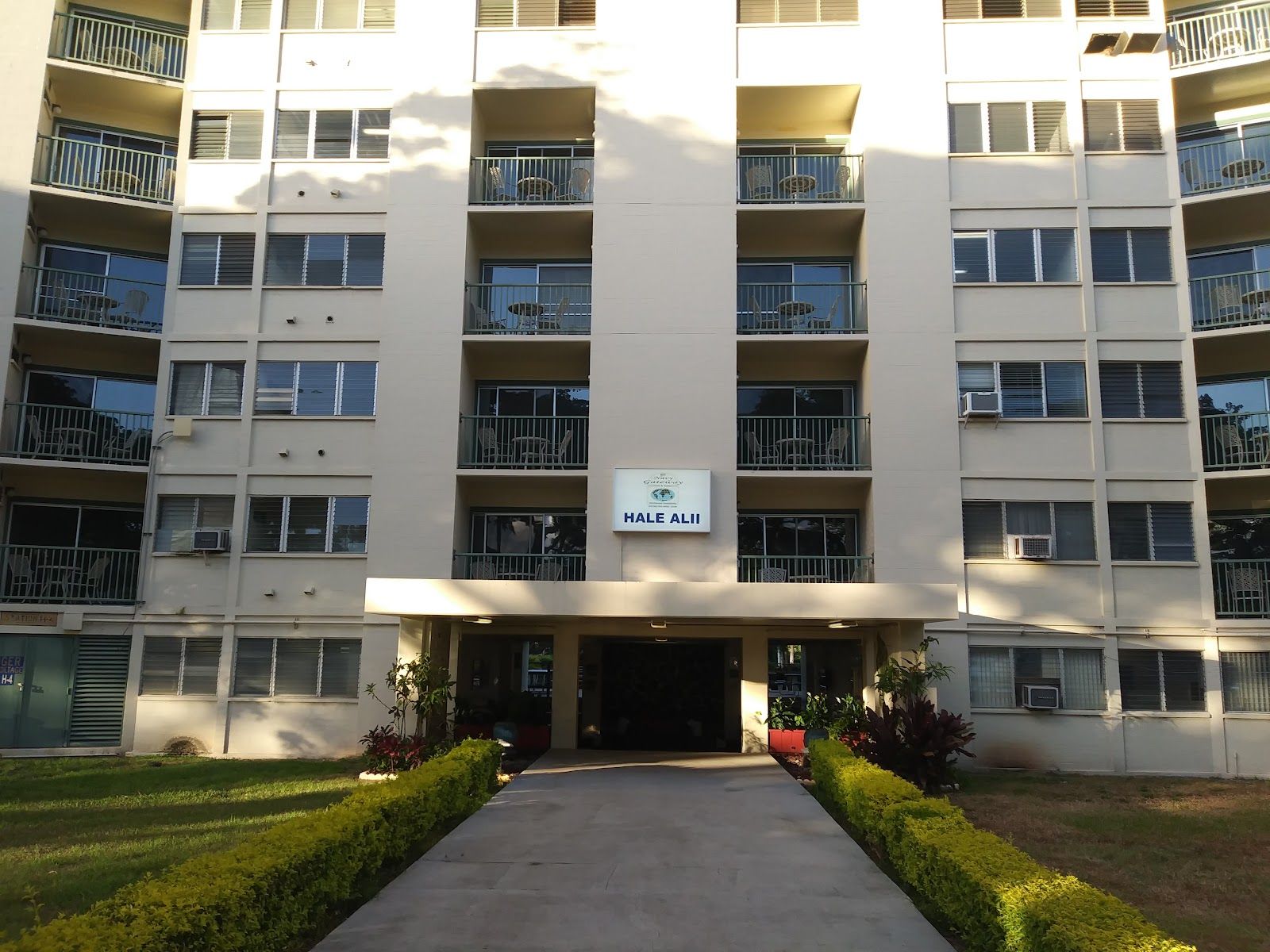 Photo 6 of Hale Alii Lodging in Pearl Harbor & ʻAiea, Oahu