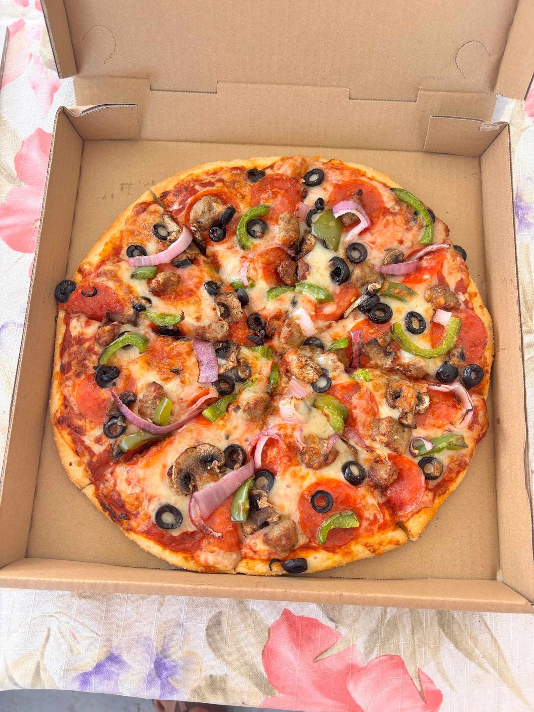 Photo 1 of Frankie's Pizza in Mountain View, Big Island