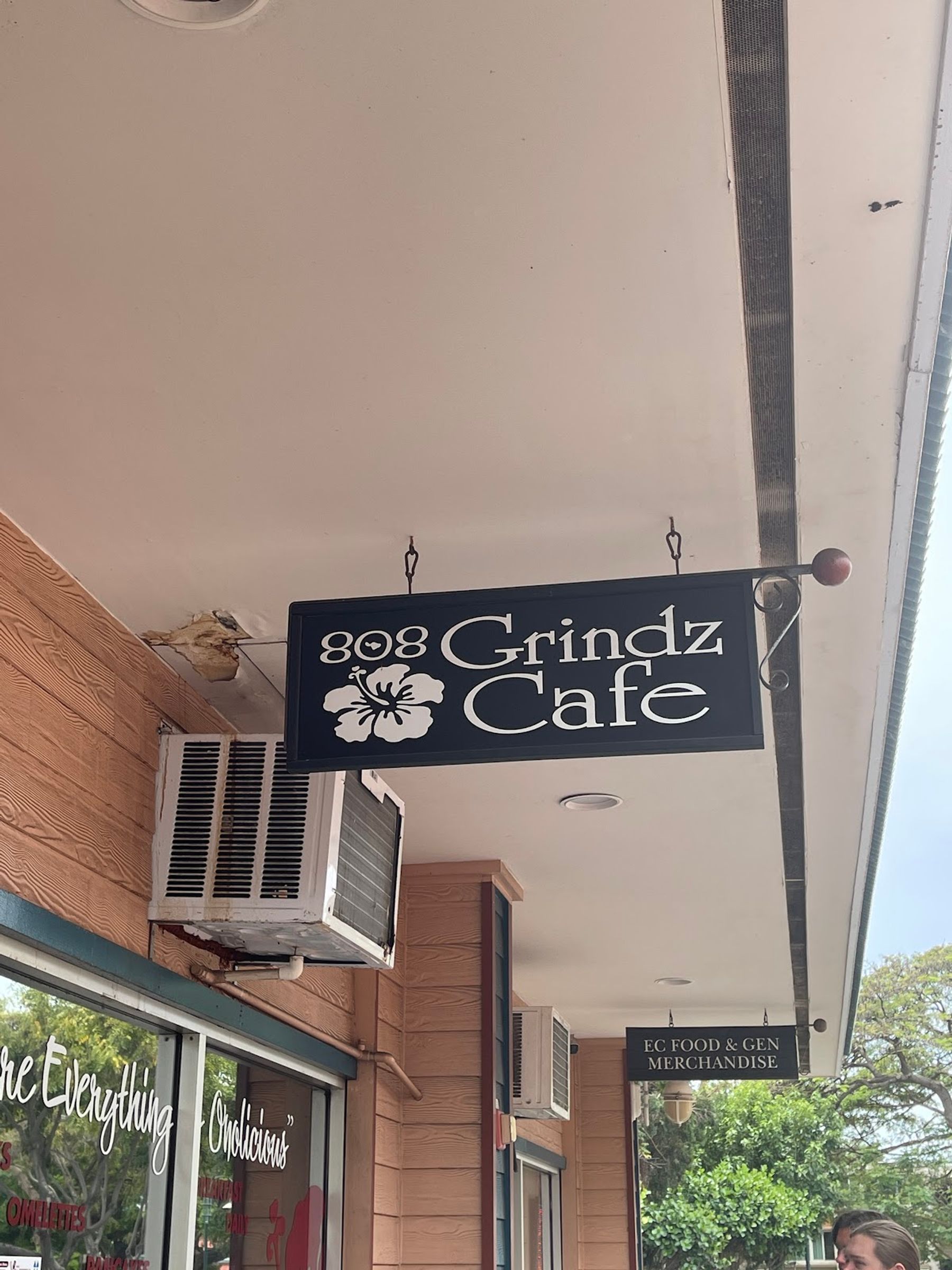 Photo 6 of 808 Grindz Cafe FoodTruck in Lāhainā, Maui
