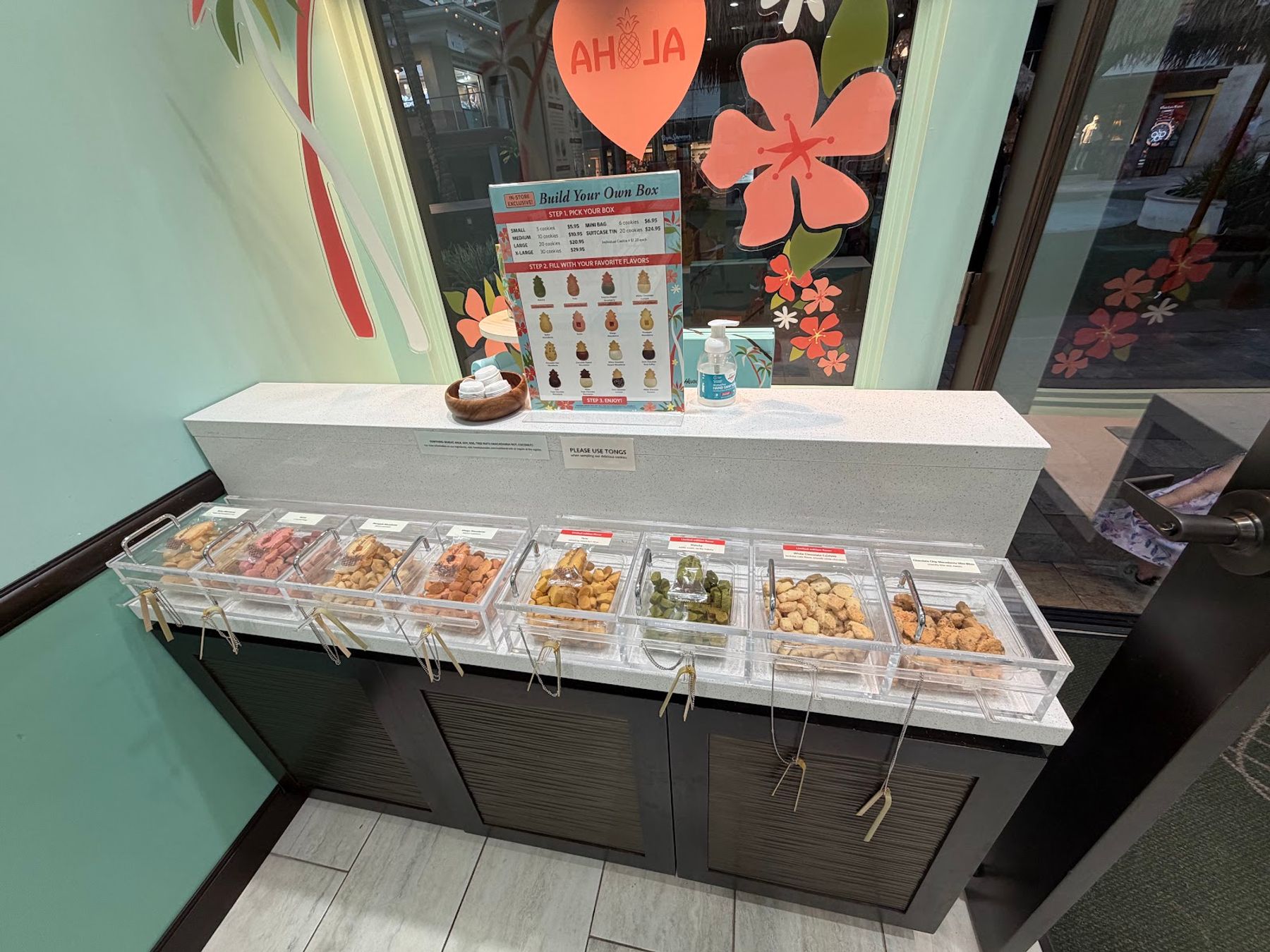 Photo 3 of Honolulu Cookie Company in Kāʻanapali, Maui
