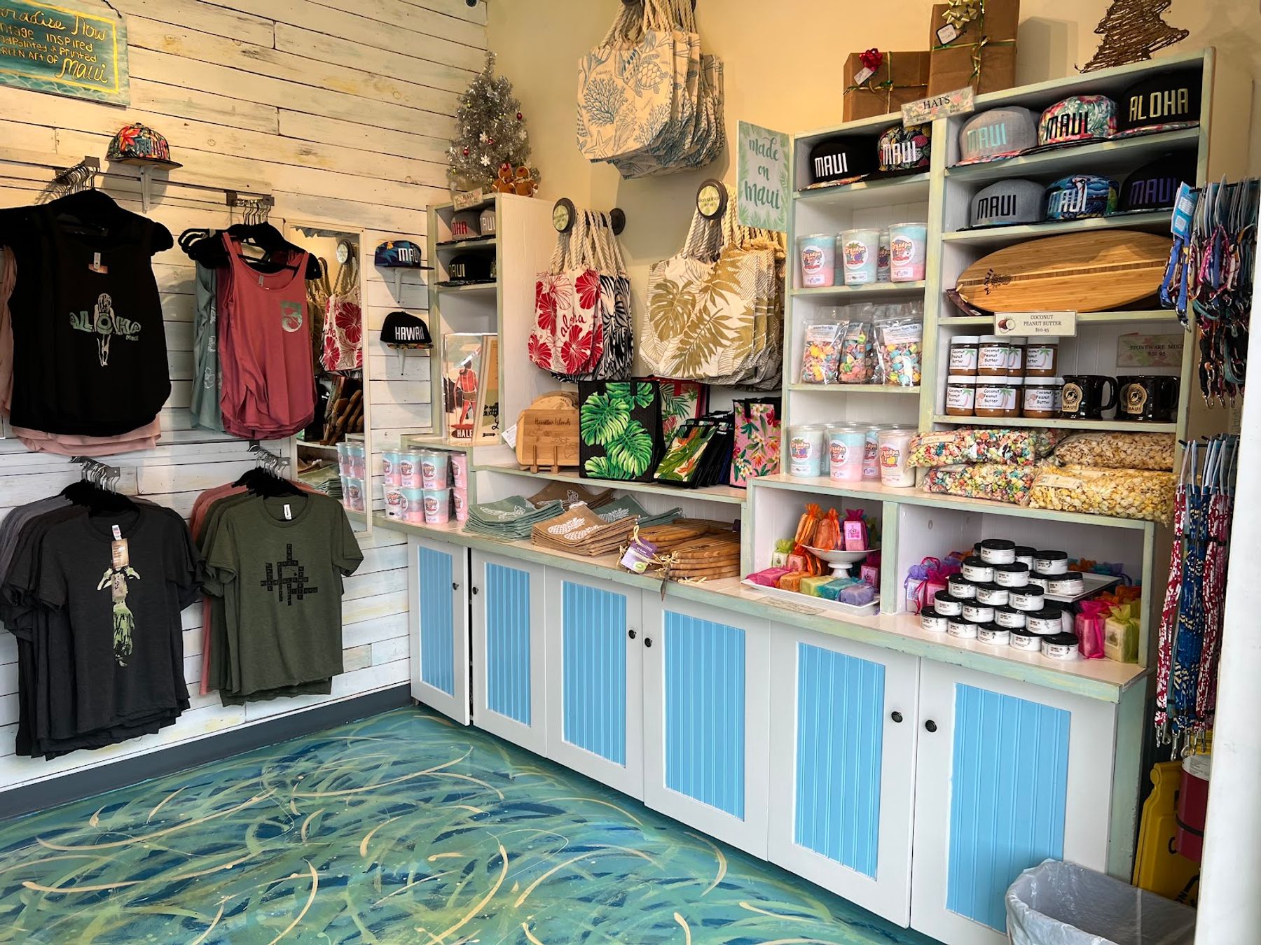Photo 3 of Whalers Village in Kāʻanapali, Maui