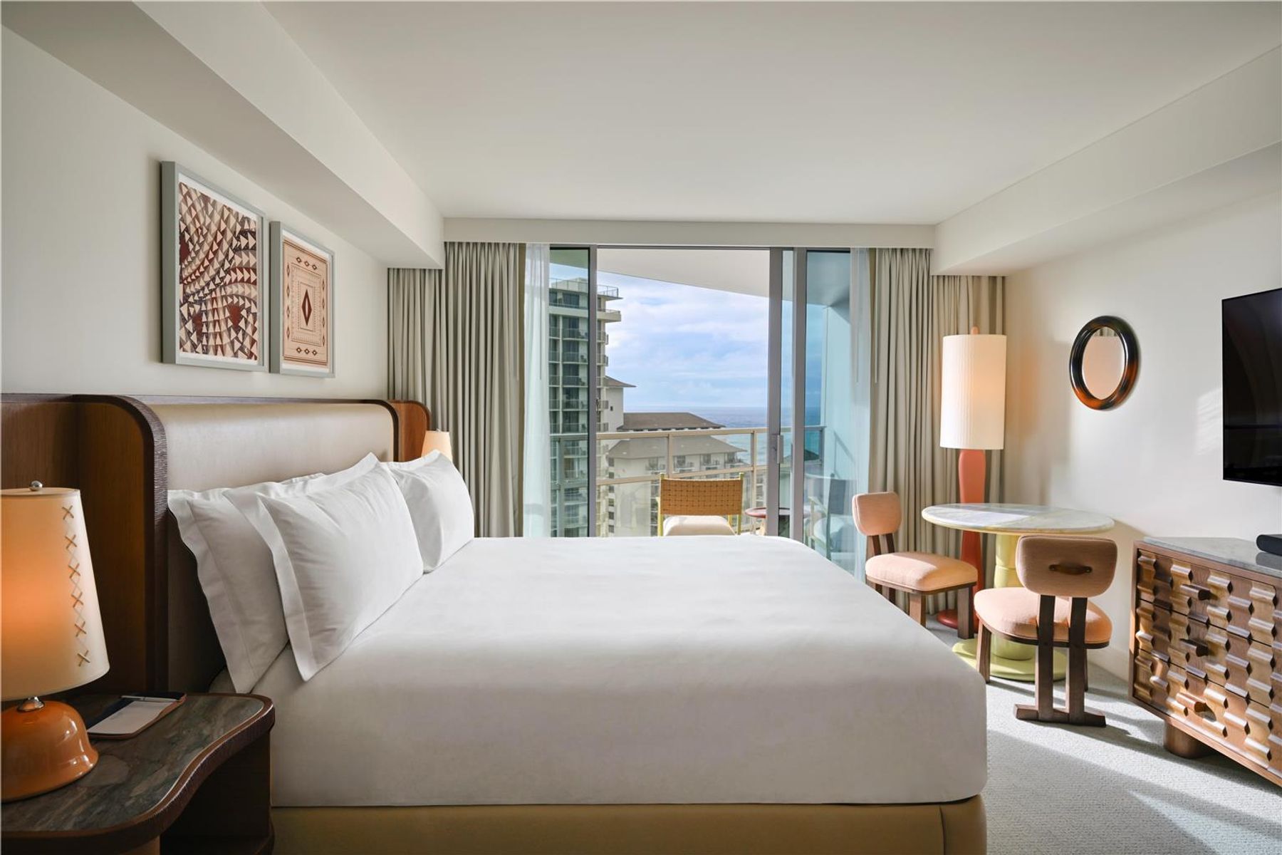 Photo 2 of Ka La'i Waikiki Beach, LXR Hotels & Resorts in Waikīkī, Oahu
