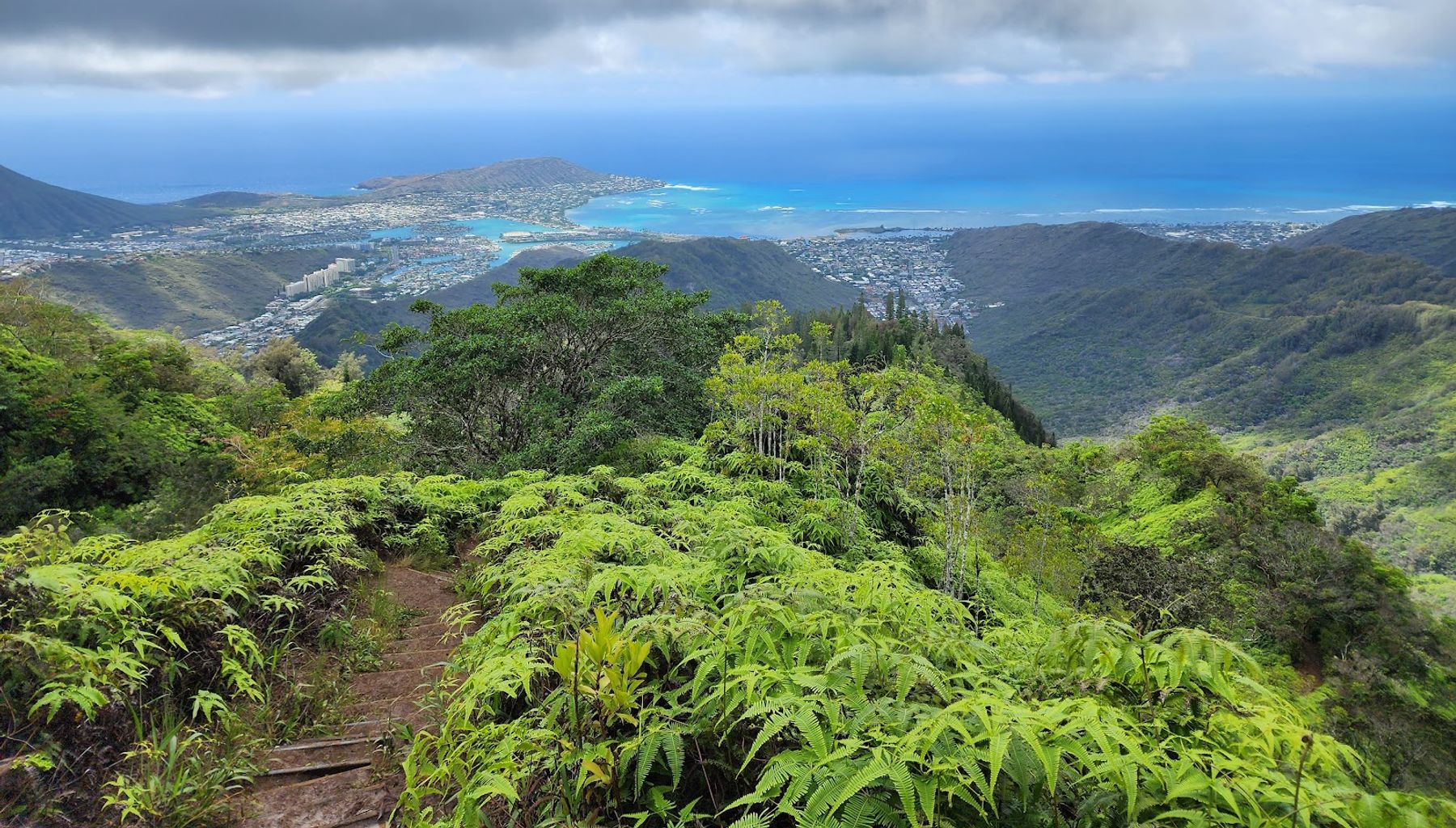 Photo 1 of Kuli‘ou‘ou Ridge Trailhead in Hawaiʻi Kai & East Honolulu, Oahu