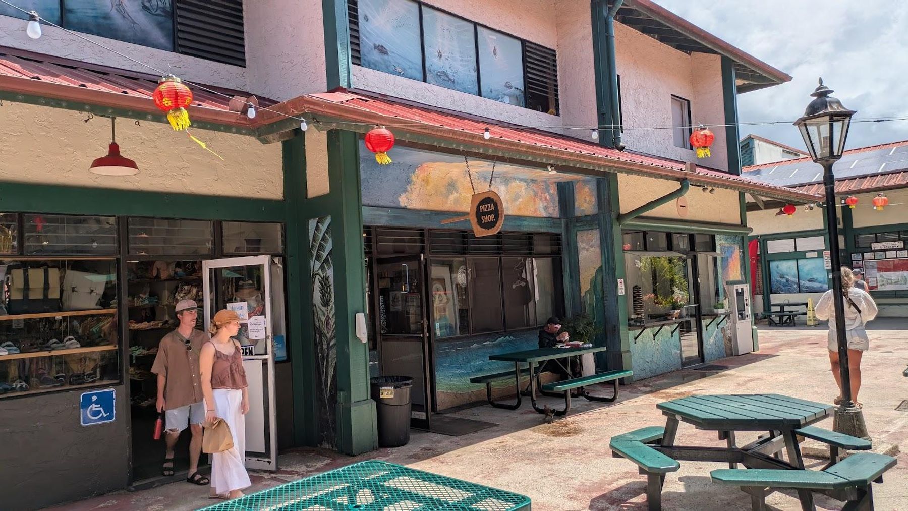 Hanalei Pizza Shop restaurant in Hanalei, Kaua‘i