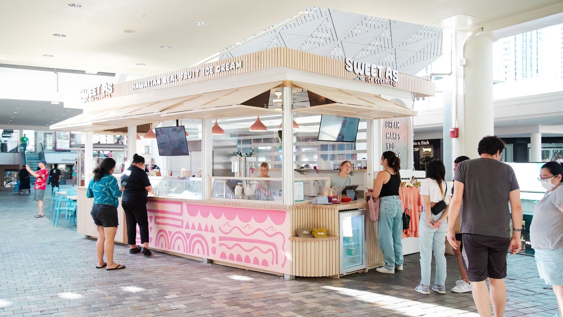 Photo 1 of Sweet As in Ala Moana & Mōʻiliʻili, Oahu
