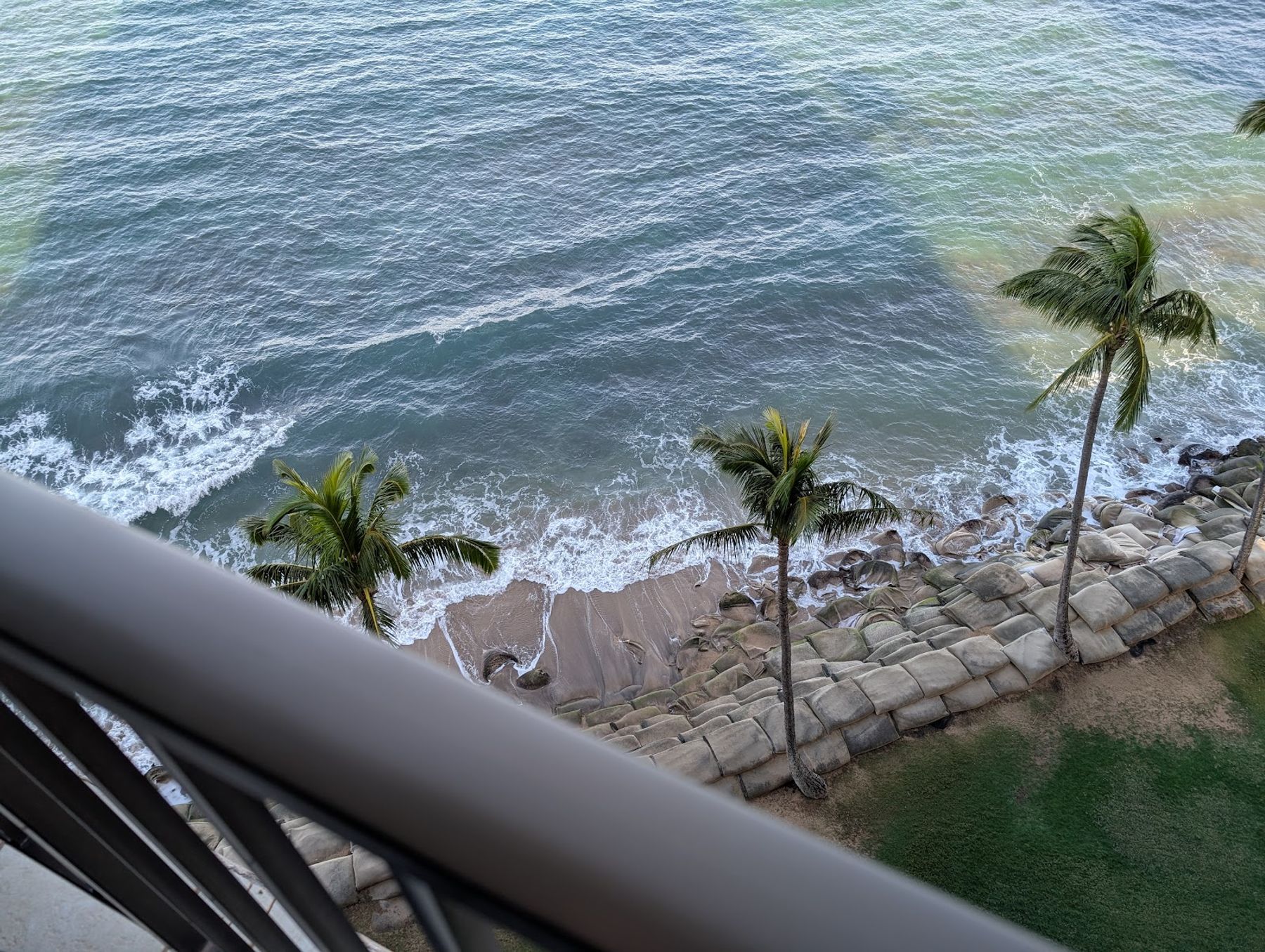 Photo 7 of Valley Isle Resort in Kapalua, Maui