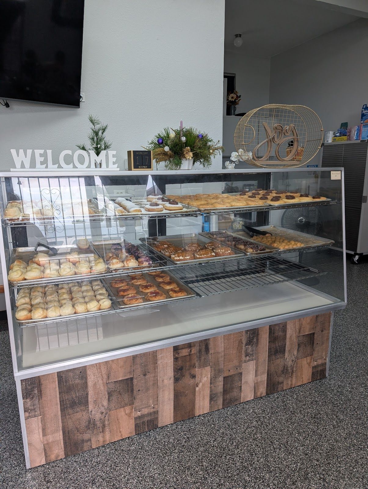 Photo 5 of Oni Onoz Restaurant & Bakery in Waiʻanae Coast, Oahu