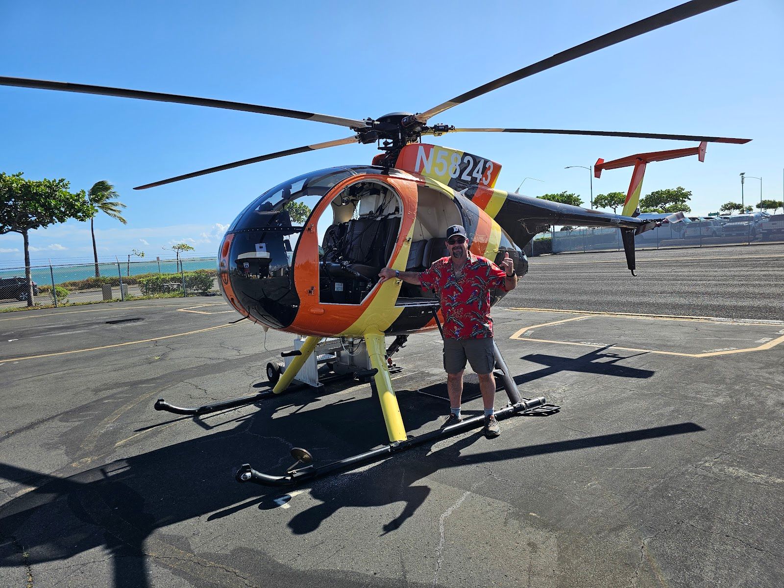 Photo 2 of Magnum Helicopters in Pearl Harbor & ʻAiea, Oahu