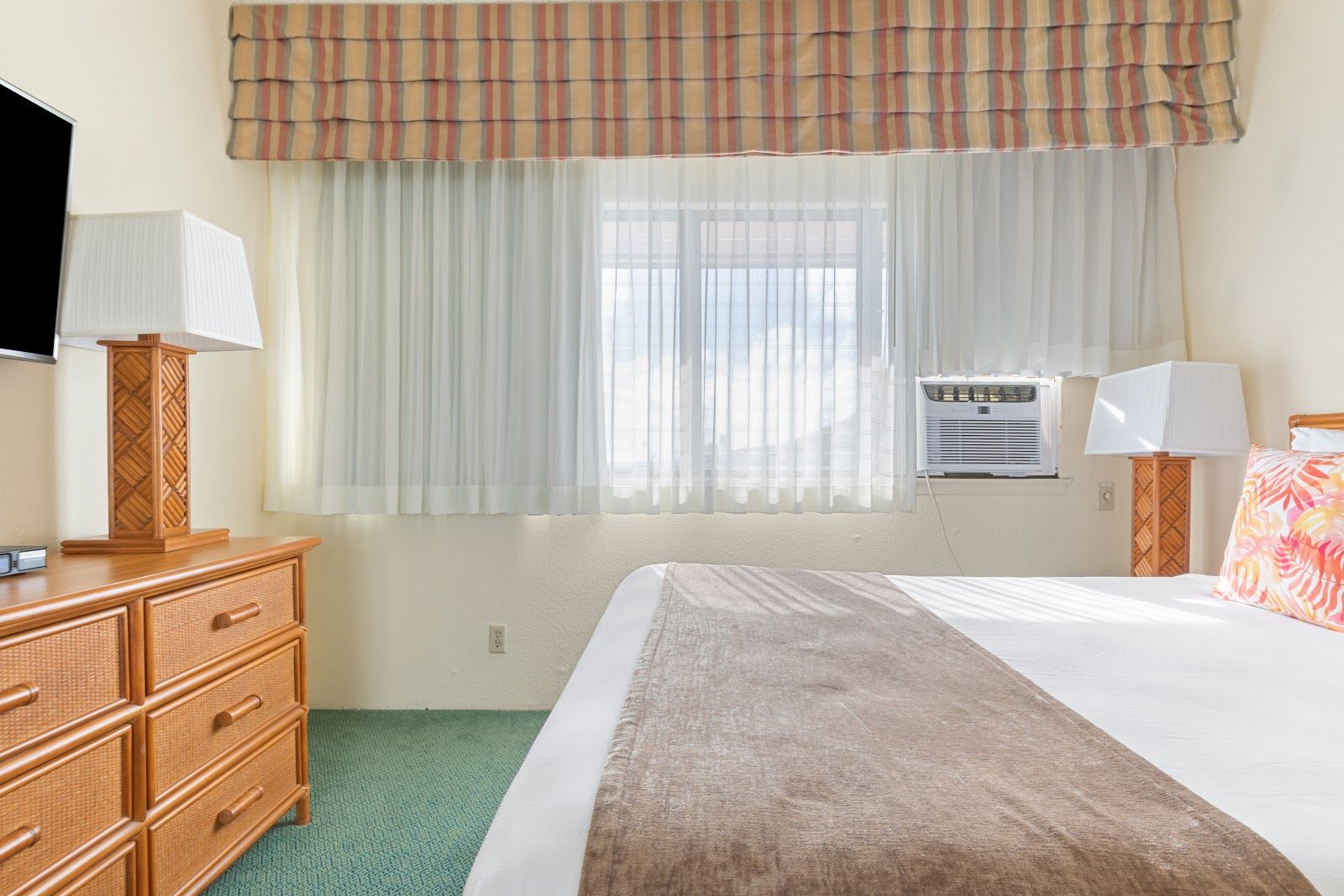 Banyan Harbor Resort lodging in Lihue, Kaua‘i photo 2