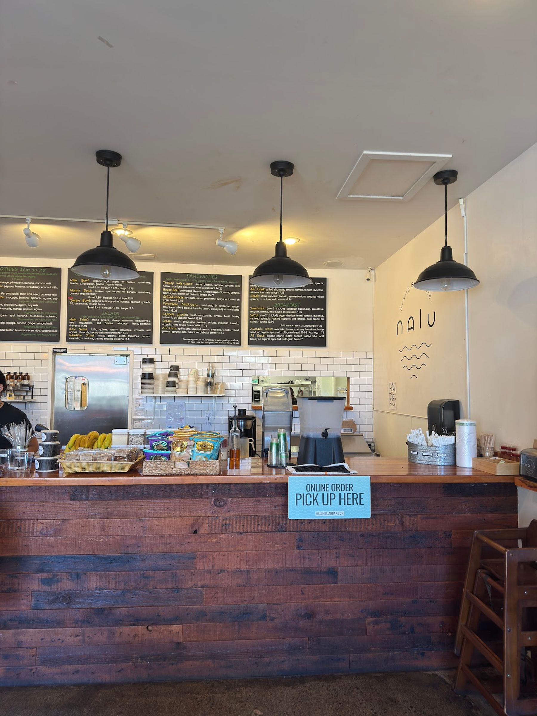 Photo 6 of Nalu Health Bar & Cafe in Kailua & Lanikai, Oahu