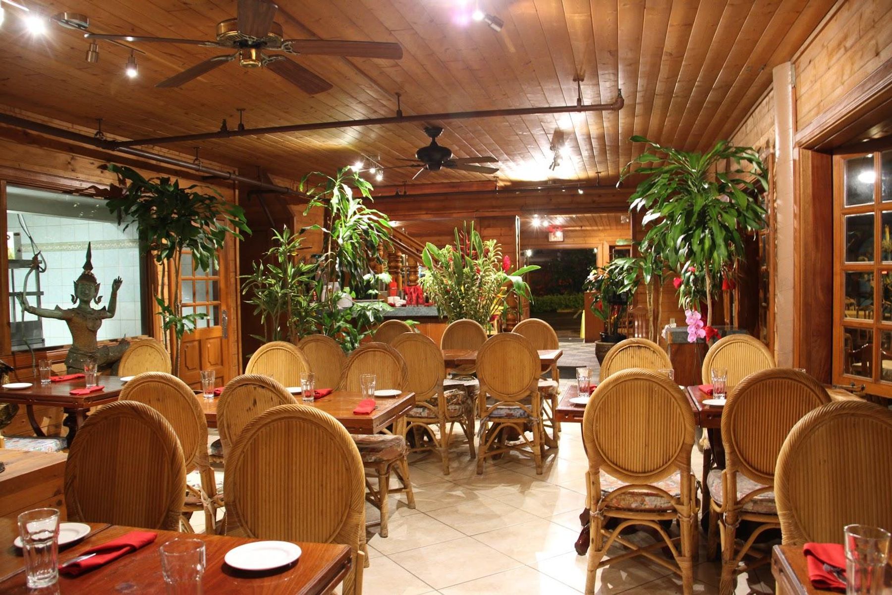 Lemongrass Grill restaurant in Kapaʻa, Kaua‘i photo 3