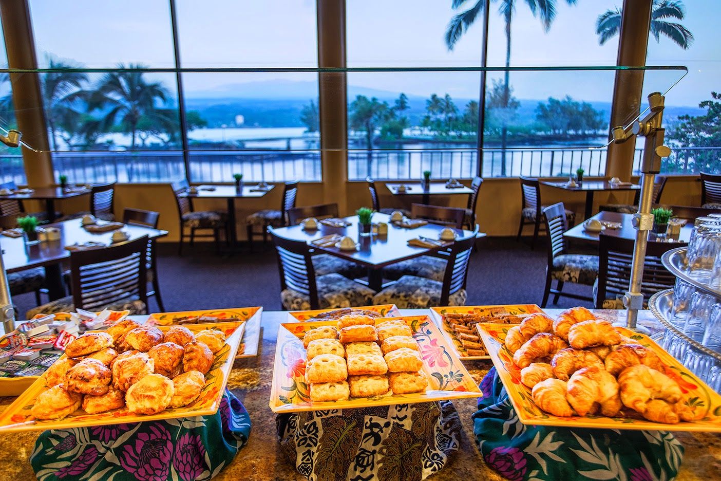 Photo 8 of Hilo Hawaiian Hotel, a Trademark Collection by Wyndham in Hilo, Big-island