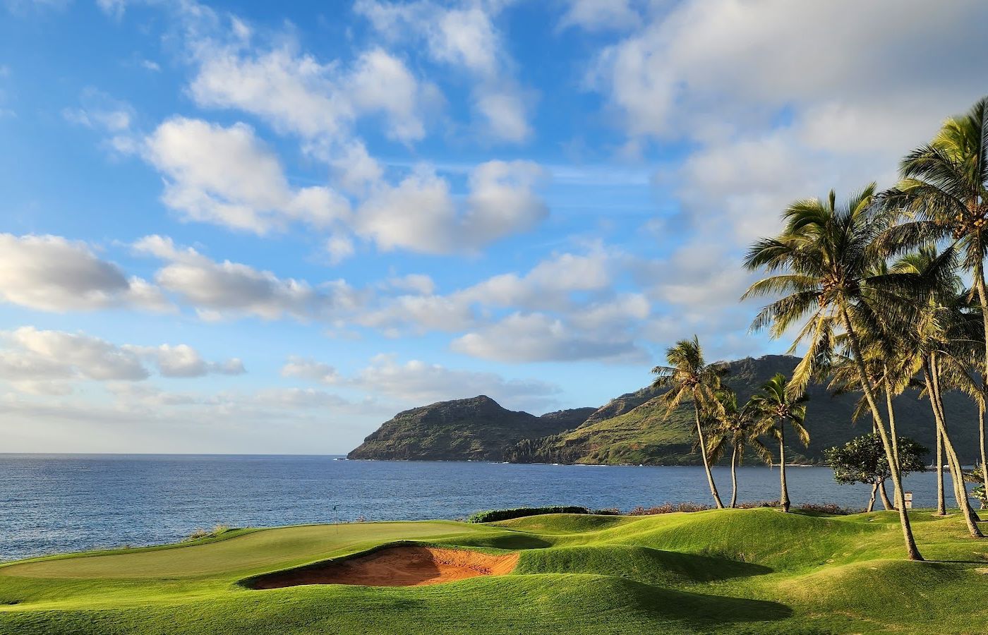 Centrally-located Wailua