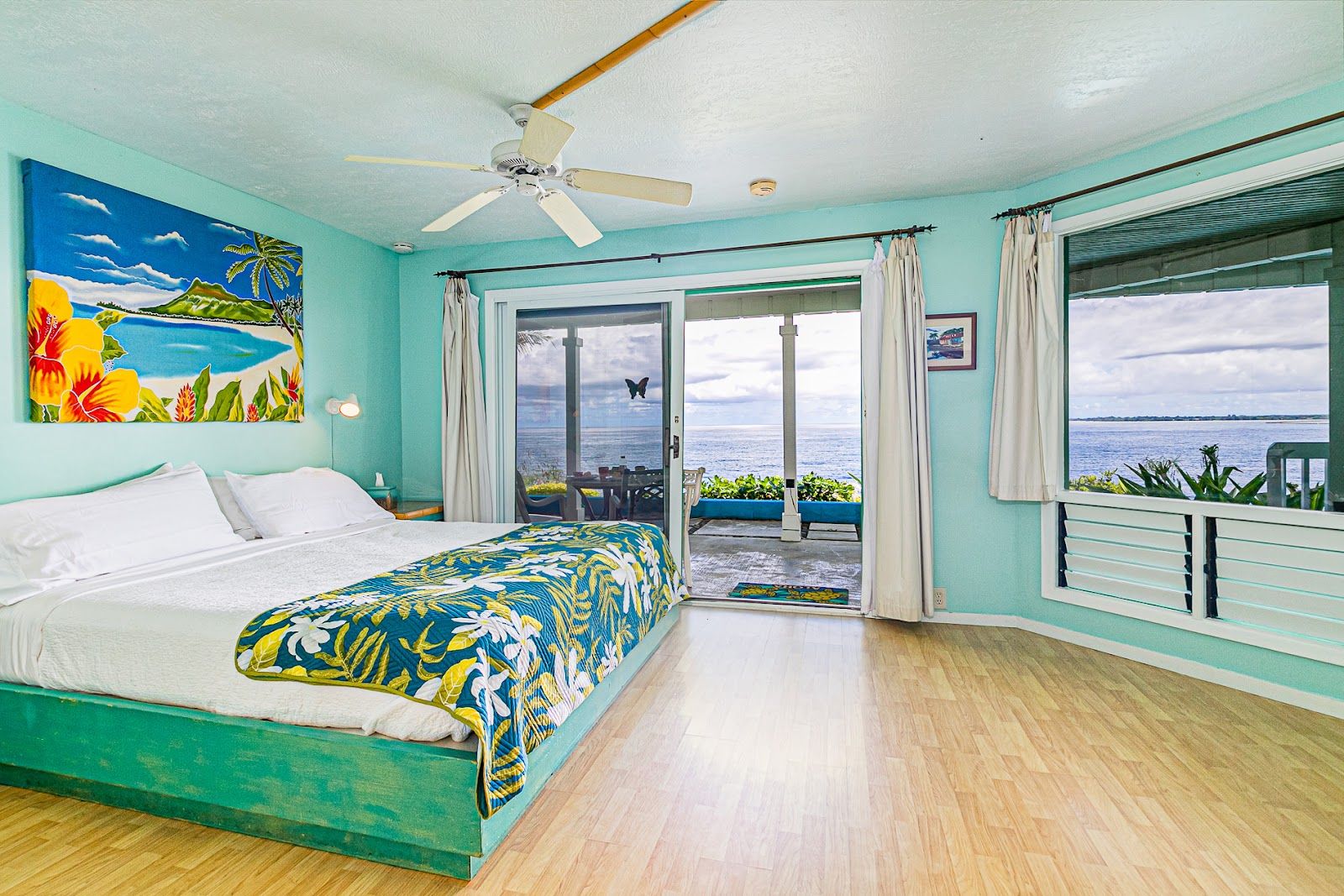 Photo 2 of Hale Kai Hawaii Suites - Oceanfront Hilo Lodging in Greater Hilo, Big-island