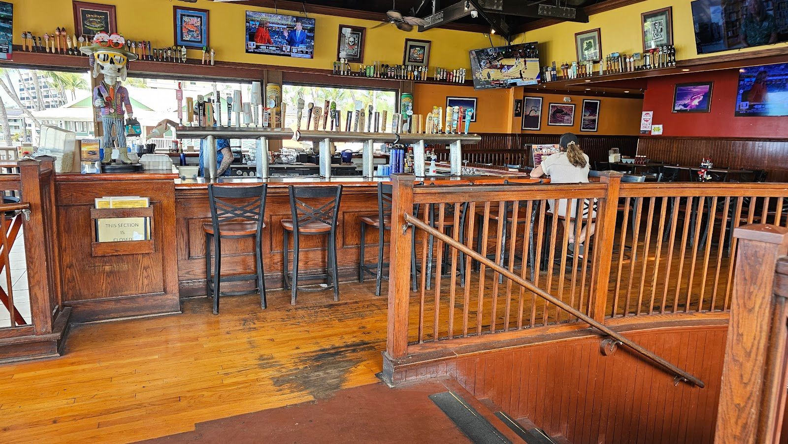 Photo 1 of Laverne's Big Island Alehouse & Restaurant in Kailua-Kona, Big Island