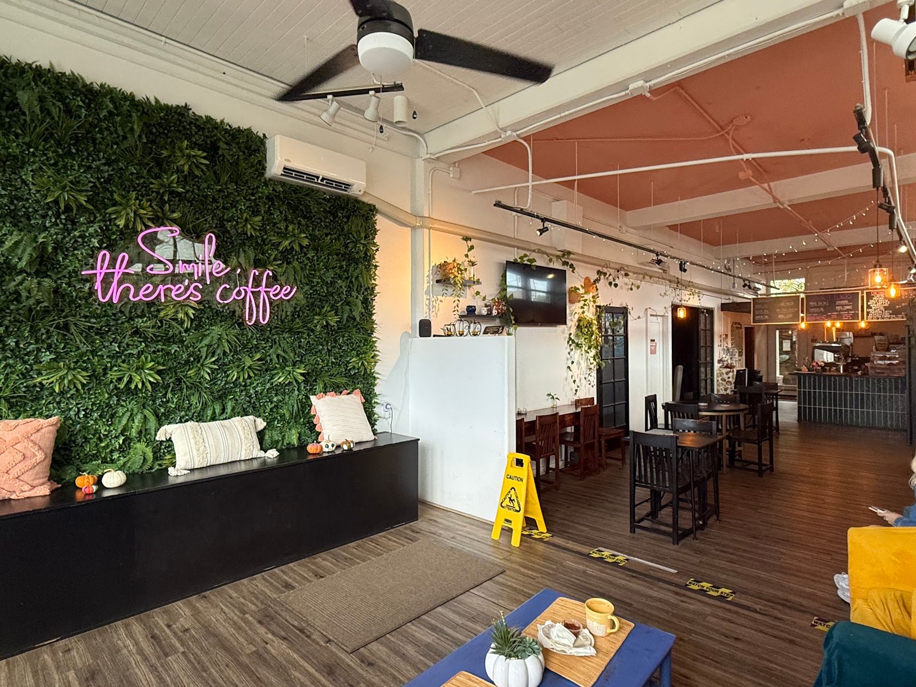 Photo 8 of Rise & Grind Coffee Bar in Kailua & Lanikai, Oahu