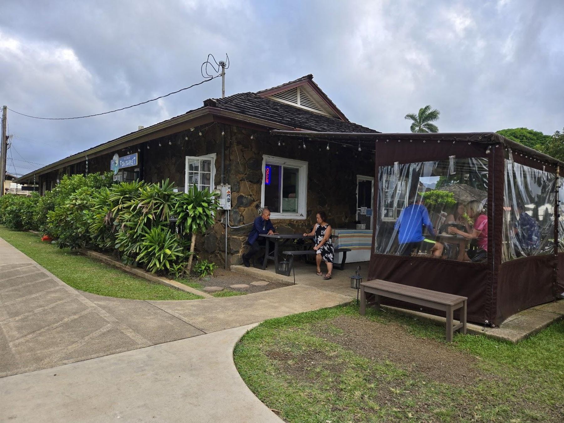 Kilauea Fish Market restaurant in Kīlauea, Kaua‘i photo 3