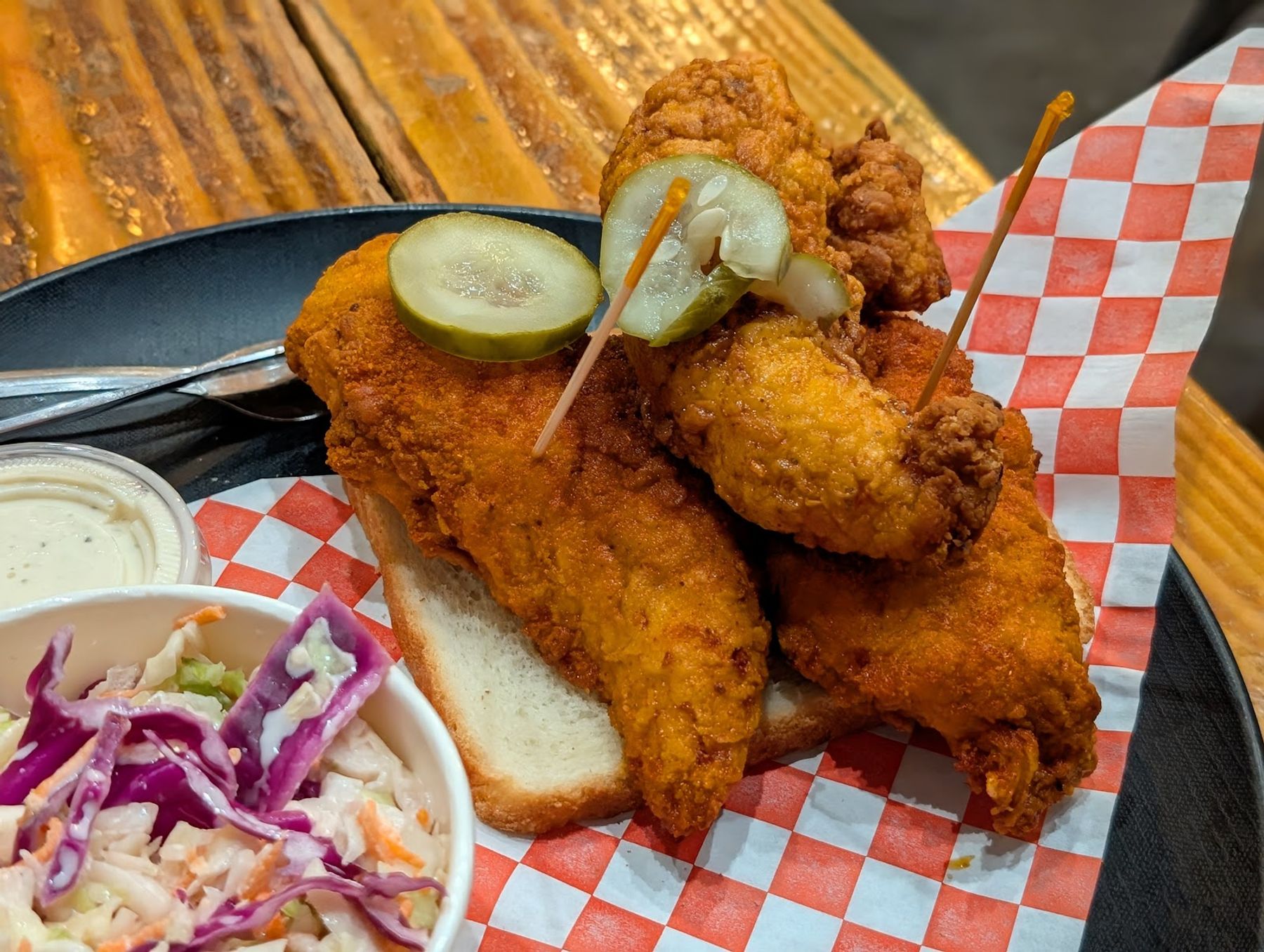 Photo 3 of Willie's Hot Chicken in Kailua-Kona, Big Island