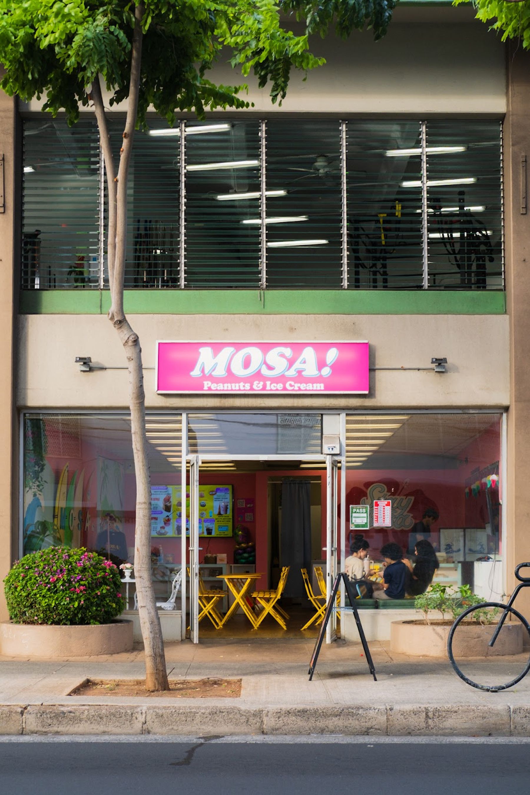 Photo 8 of MOSA! in Ala Moana & Mōʻiliʻili, Oahu