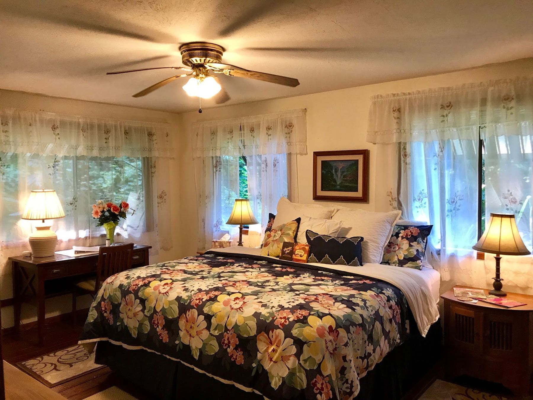 Photo 2 of Hale Maluhia Country Inn (House of Peace) in Kailua-Kona, Big-island