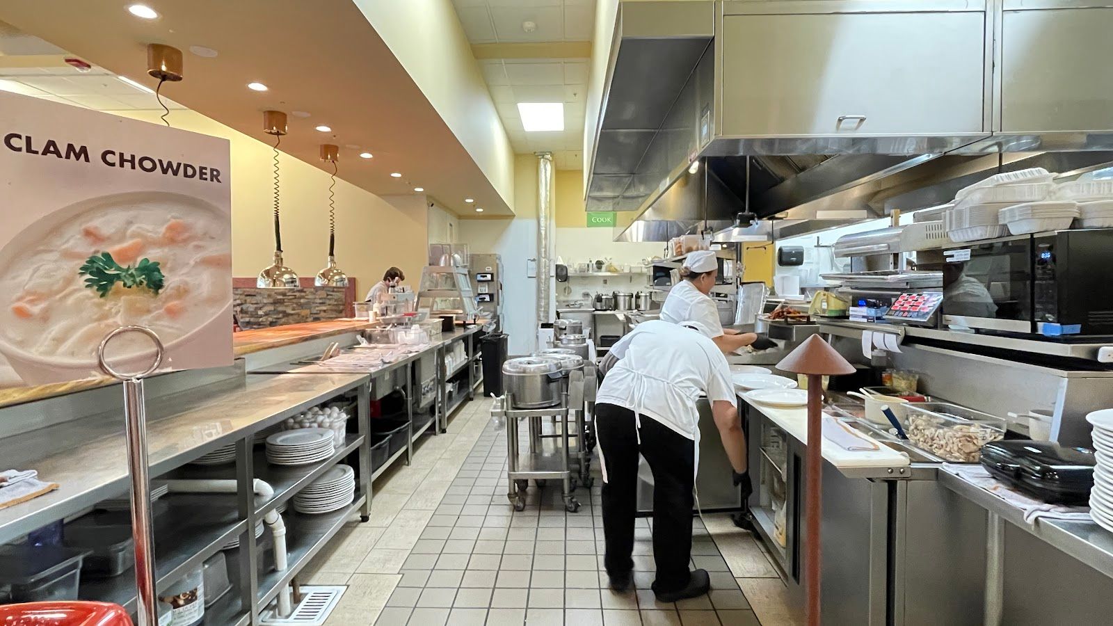 Photo 5 of Liliha Bakery Pearl Highlands in Pearl City, Oahu
