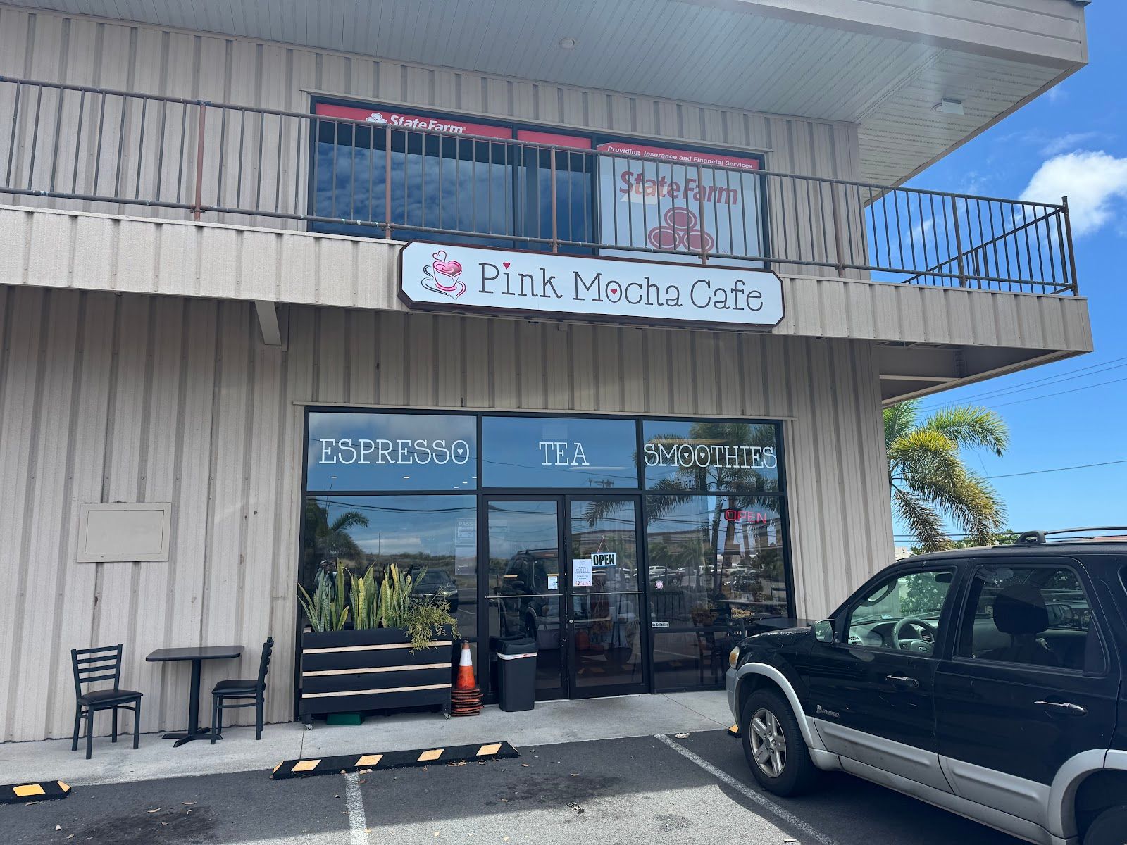 Photo 1 of Pink Mocha Cafe in Kailua-Kona, Big Island