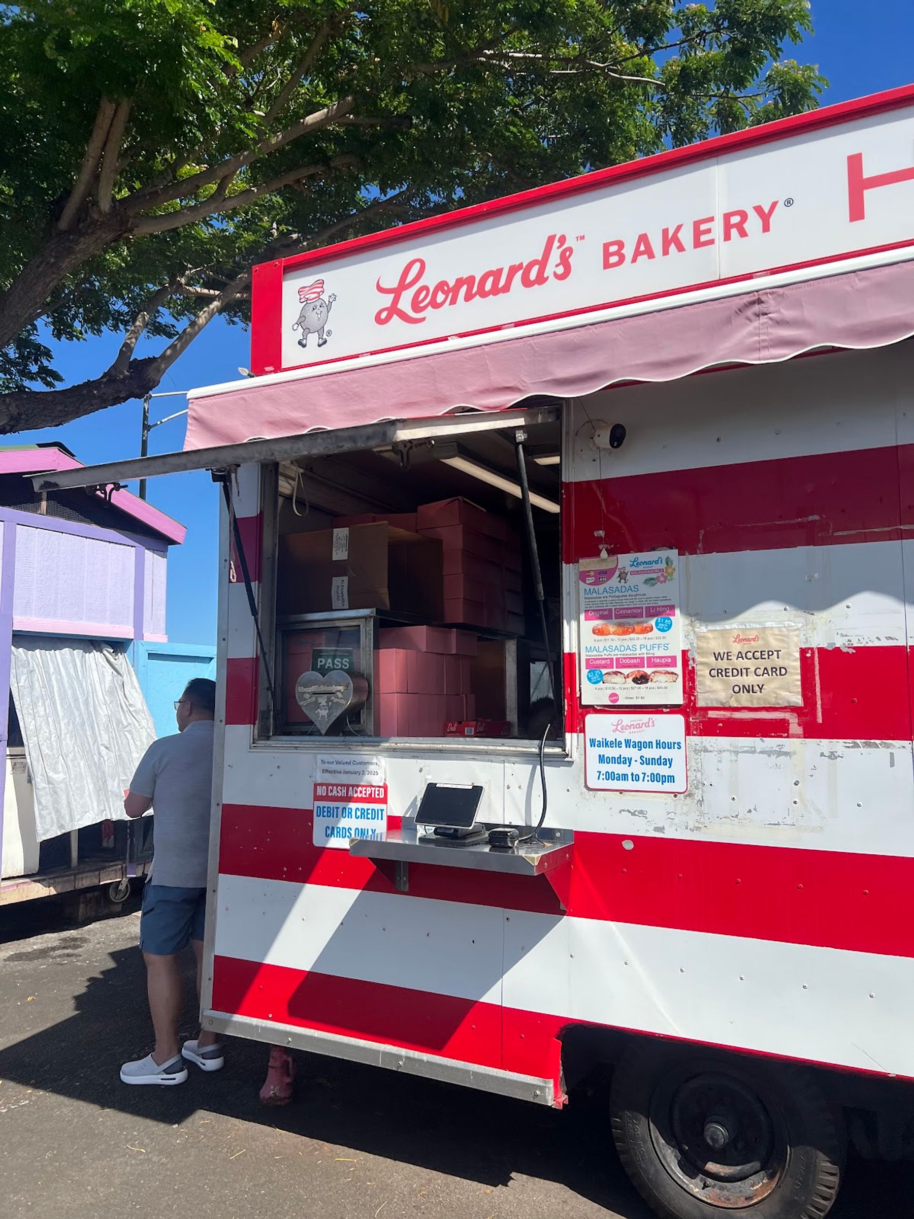 Photo 5 of Leonard's Malasadamobile Wagon in Waipahu & Kunia, Oahu