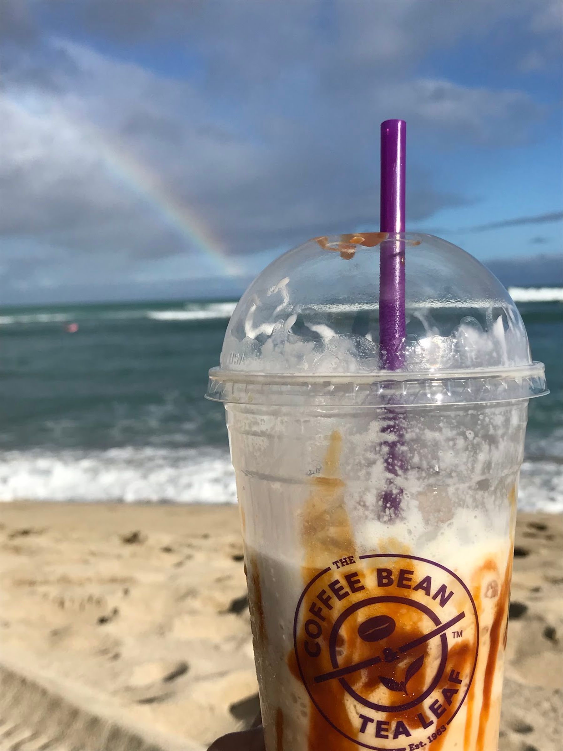 Photo 1 of The Coffee Bean & Tea Leaf Ewa Beach in ʻEwa Beach, Oahu
